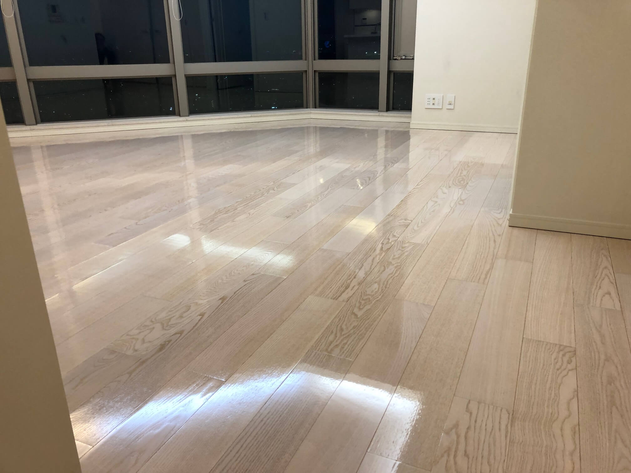 coatinghouse-saitama-saitama-shinchikumansion-after フロアコーティング施工事例 施工後|埼玉県さいたま市 ご新築マンション H様邸 コーティングハウス UVフロアコーティング施工済み