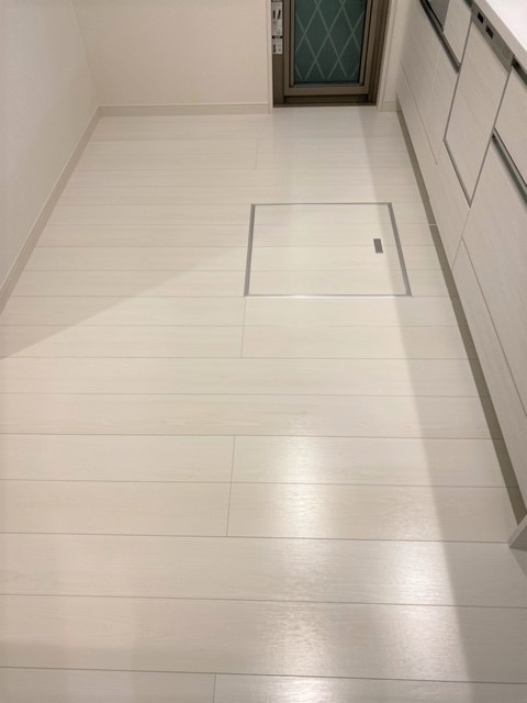coatinghouse-saitama-warabi-shinchikukodate-after フロアコーティング施工事例 施工後|埼玉県蕨市 ご新築戸建て A様邸 コーティングハウス セラミックガラスフロアコーティング施工済み