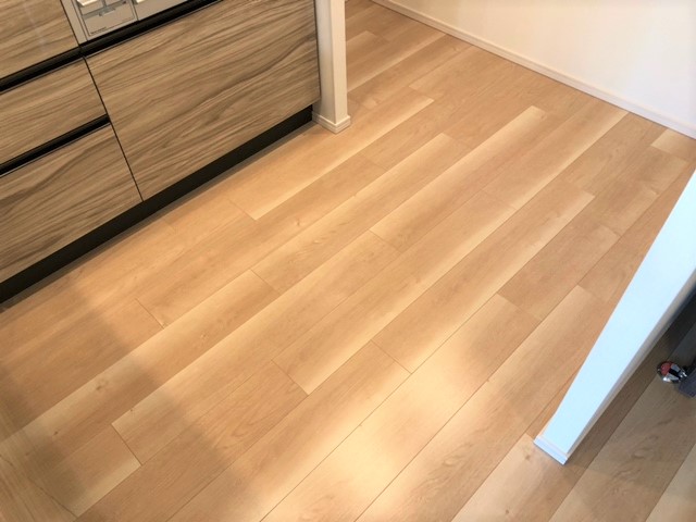 フロアコーティング施工事例 施工後｜東京都町 ご新築マンション M様邸 コーティングハウス セラミックガラスフロアコーティング施工済み