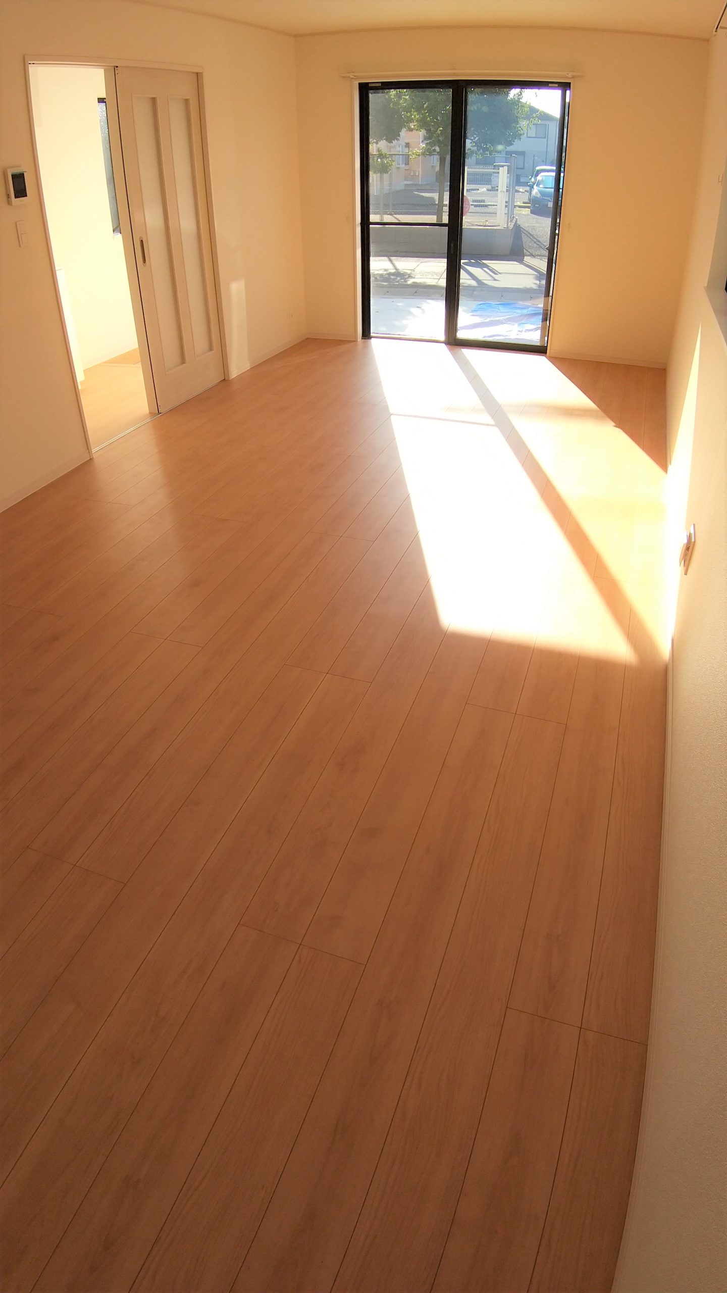 coatinghouse-fukuoka-fukuoka-shinchikukodate-before フロアコーティング施工事例 施工前|福岡県福岡市 ご新築戸建て I様邸の床の状態