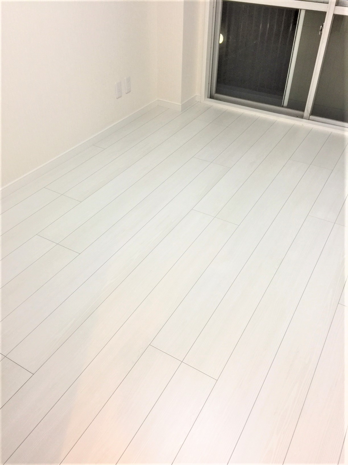 フロアコーティング施工事例 施工後｜神奈川県横浜市 中古マンション K様邸 コーティングハウス セラミックガラスフロアコーティング施工済み