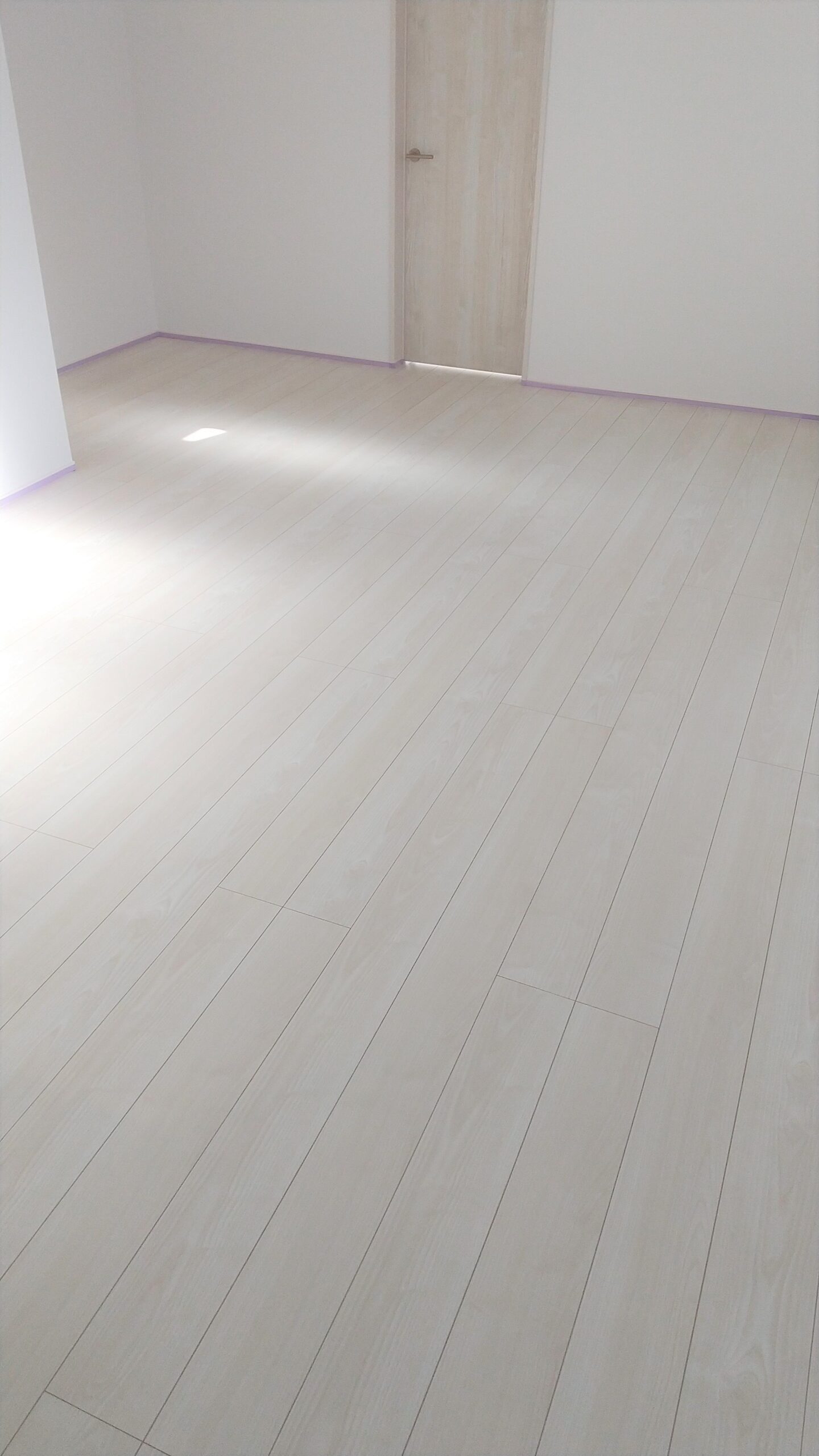coatinghouse-fukuoka-fukuoka-shinchikumansion-before フロアコーティング施工事例 施工前|福岡県福岡市 ご新築マンション T様邸の床の状態