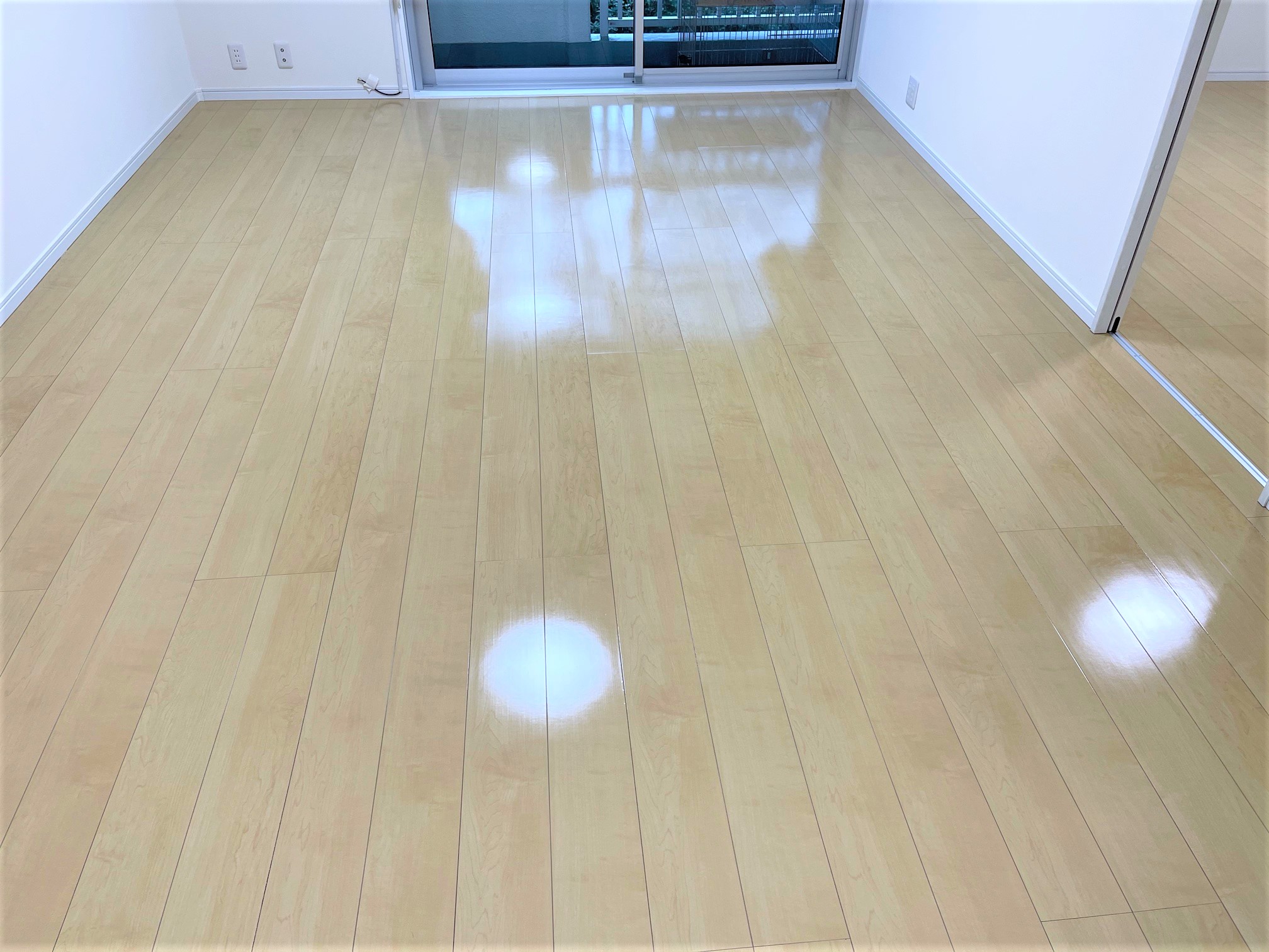 coatinghouse-chiba-funabashi-chukomansion-after フロアコーティング施工事例 施工後|千葉県船橋市 中古マンション M様邸 コーティングハウス シリコンフロアコーティング施工済み