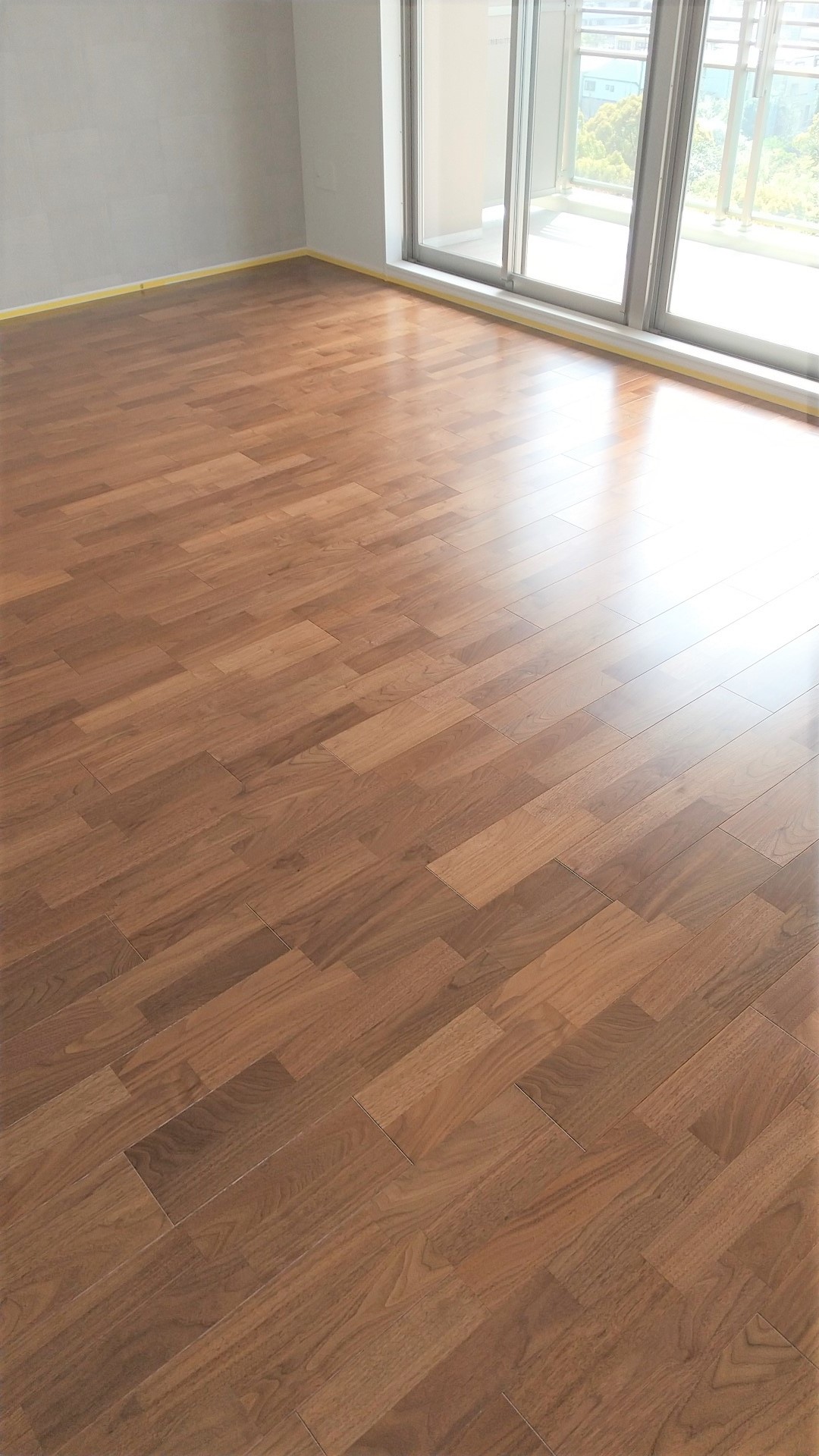 coatinghouse-fukuoka-kitakyushu-shinchikumansion-before フロアコーティング施工事例 施工前|福岡県北九州市 ご新築マンション N様邸の床の状態