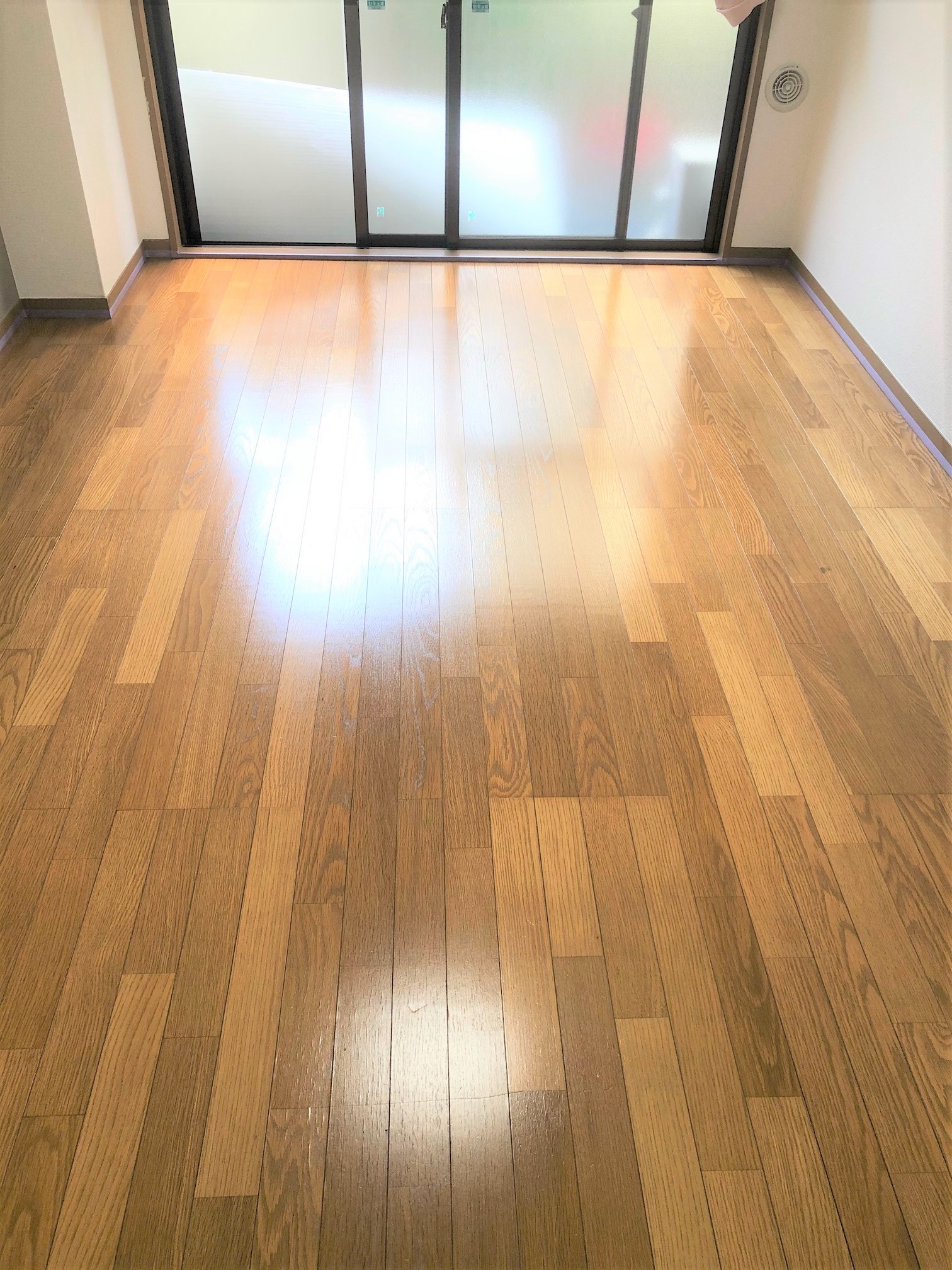 coatinghouse-kanagawa-ebina-nyukyokodate-before フロアコーティング施工事例 施工前|神奈川県海老名市 ご入居中戸建て T様邸の床の状態