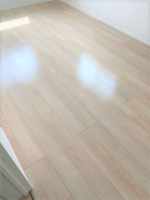 フロアコーティング施工事例 施工後｜福岡県福岡市 ご新築戸建て T様邸 コーティングハウス セラミックガラスフロアコーティング施工済み