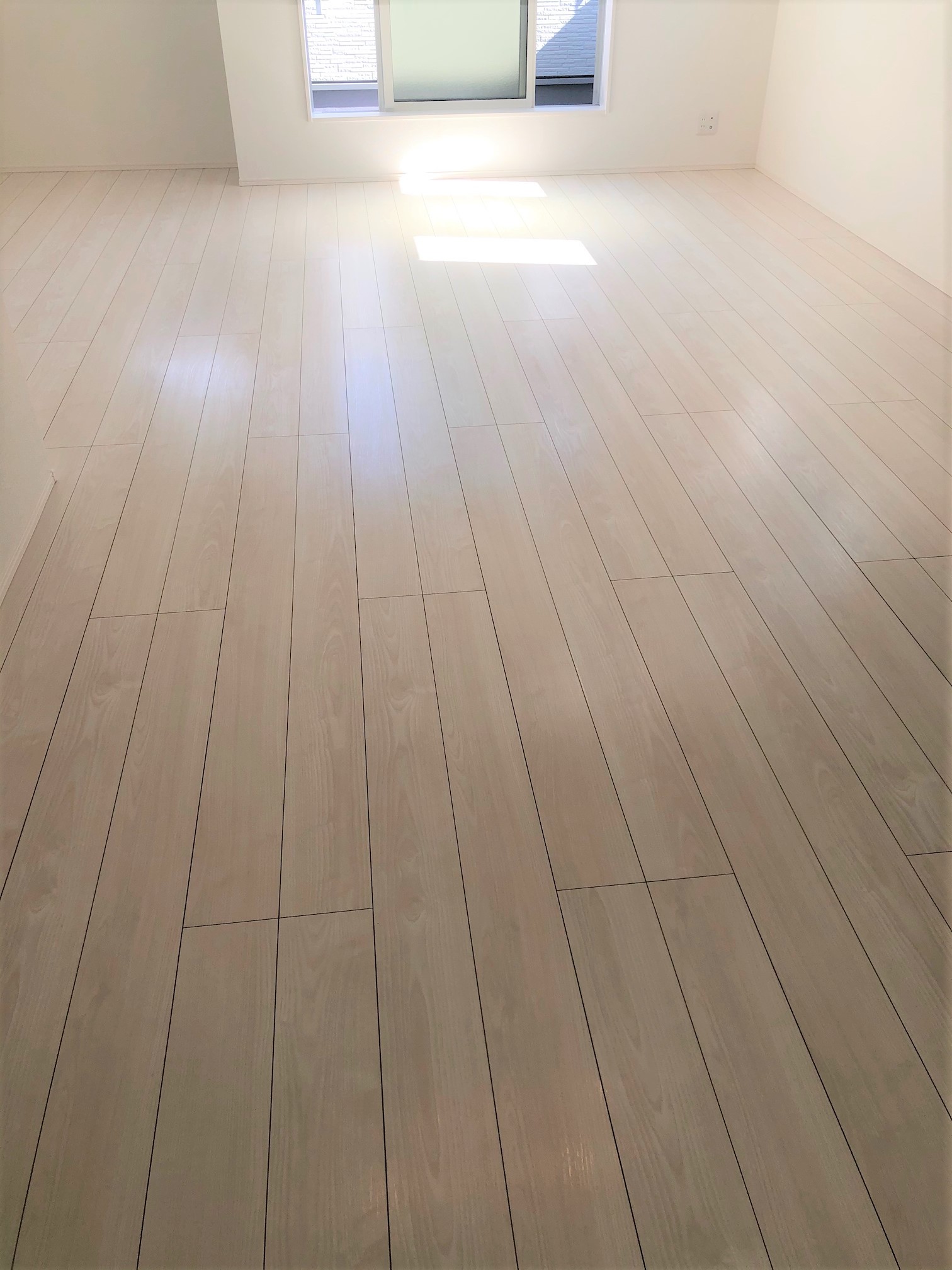 coatinghouse-tokyo-toshima-shinchikumansion-after フロアコーティング施工事例 施工後|東京都豊島区 ご新築マンション J様邸 コーティングハウス セラミックガラスフロアコーティング施工済み