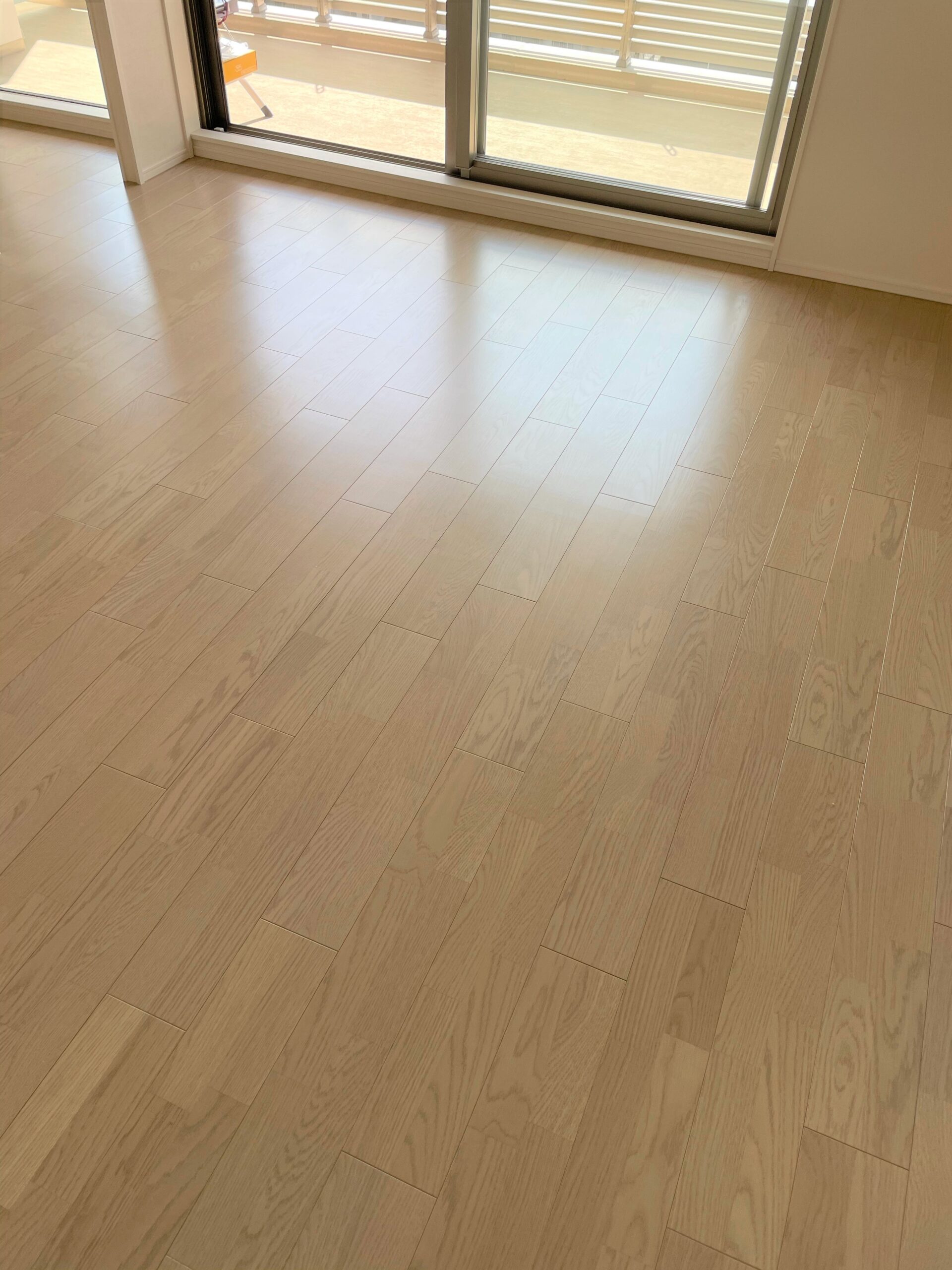 coatinghouse-kanagawa-kawasaki-shinchikumansion-before フロアコーティング施工事例 施工前|神奈川県川崎市 ご新築マンション F様邸の床の状態