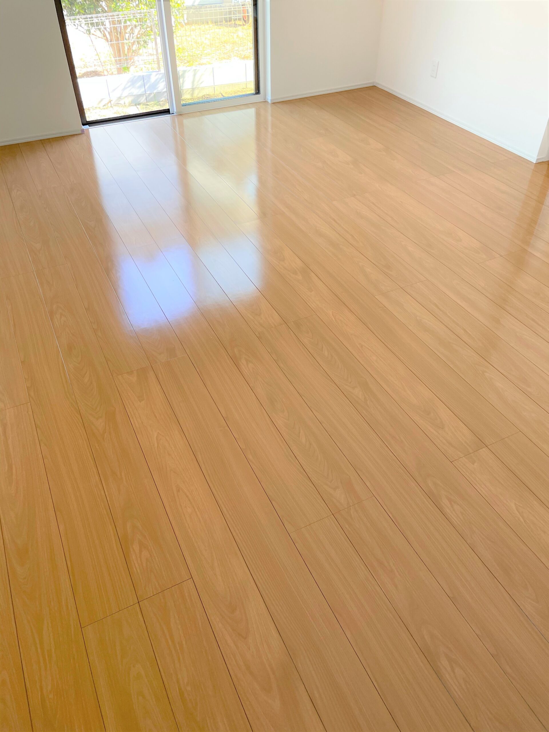 coatinghouse-fukuoka-fukuoka-shinchikukodate-after フロアコーティング施工事例 施工後|福岡県福岡市 ご新築戸建て T様邸 コーティングハウス セラミックガラスフロアコーティング施工済み