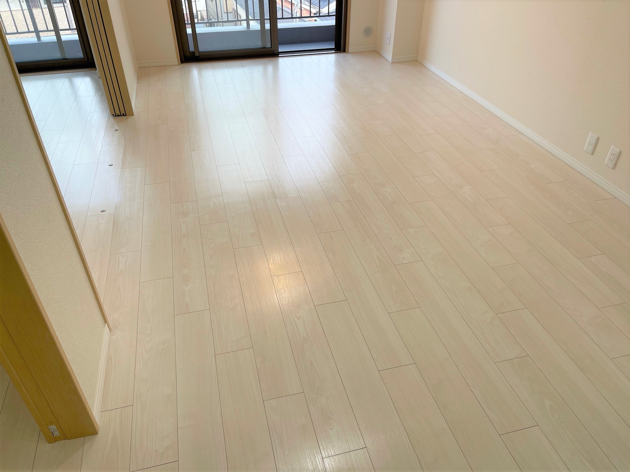 coatinghouse-tokyo-kokubunji-shinchikumansion-after フロアコーティング施工事例 施工後|東京都国分寺市 ご新築マンション W様邸 コーティングハウス セラミックガラスフロアコーティング施工済み