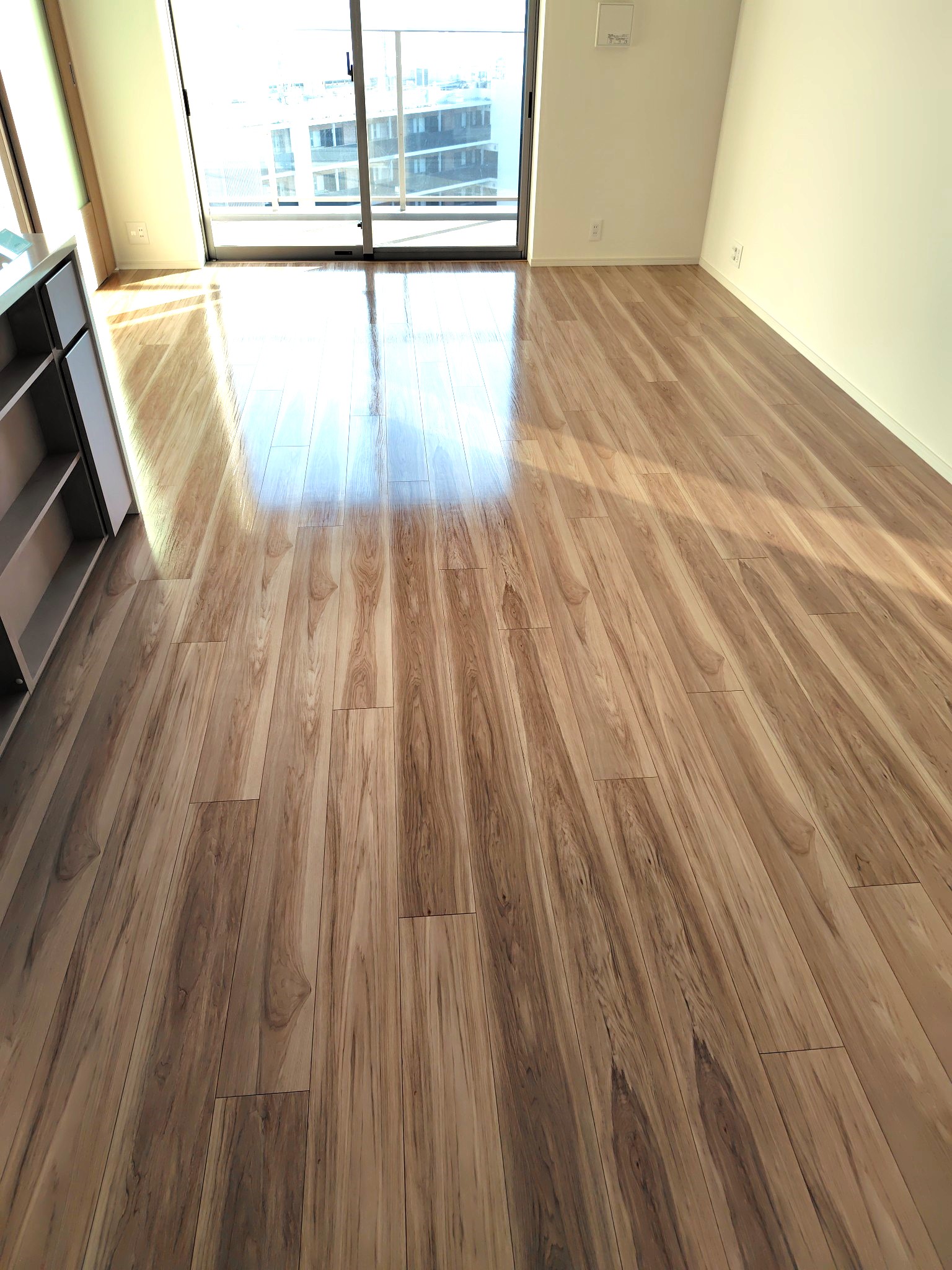 フロアコーティング施工事例 施工後｜東京都中央区 ご新築マンション O様邸 コーティングハウス シリコンフロアコーティング施工済み