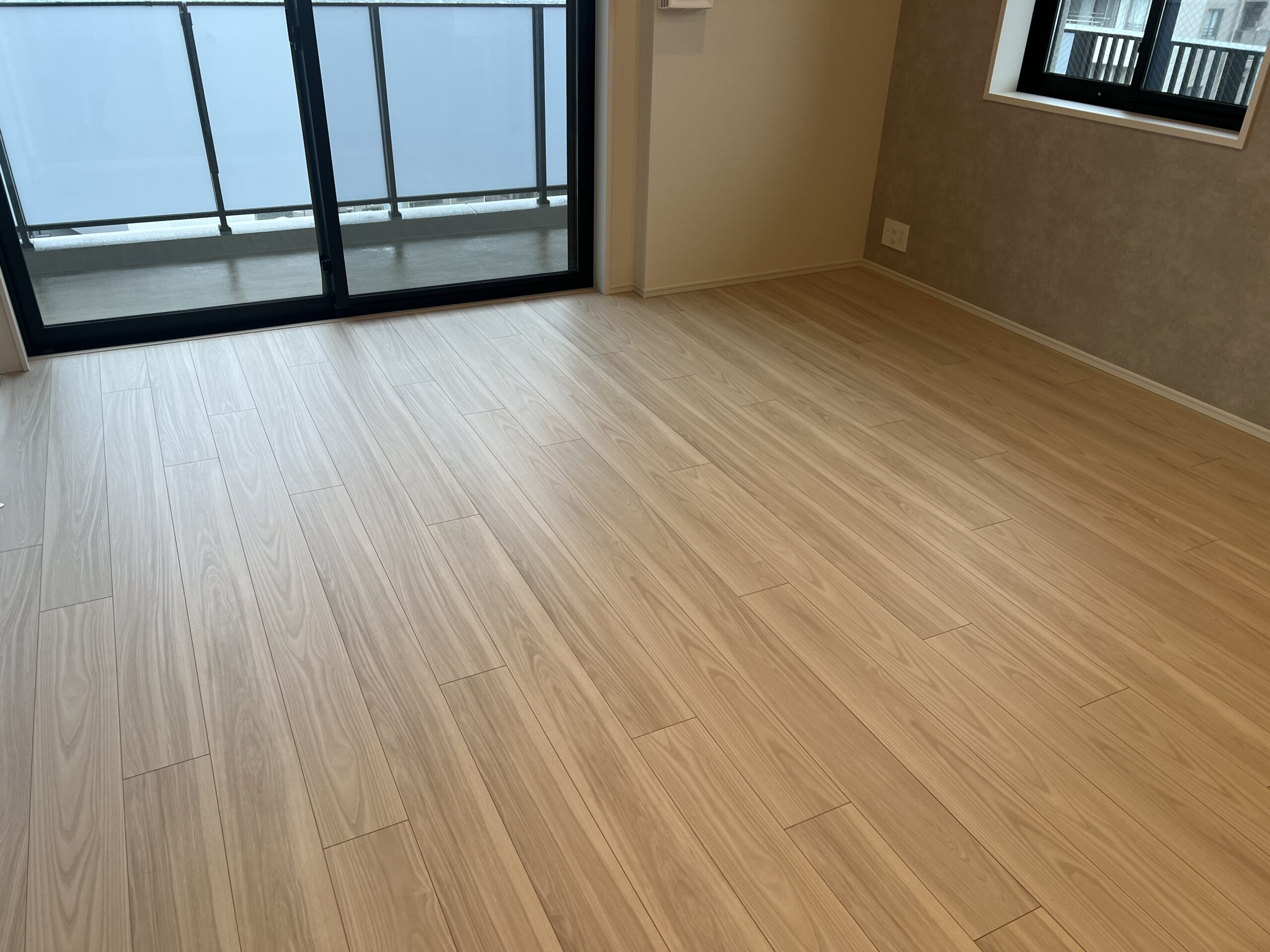 coatinghouse-saitama-saitama-shinchikukodate-before フロアコーティング施工事例 施工前|埼玉県さいたま市 ご新築戸建て S様邸の床の状態