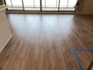 ワンニャンすべらんフロアコーティング_事例_施工前