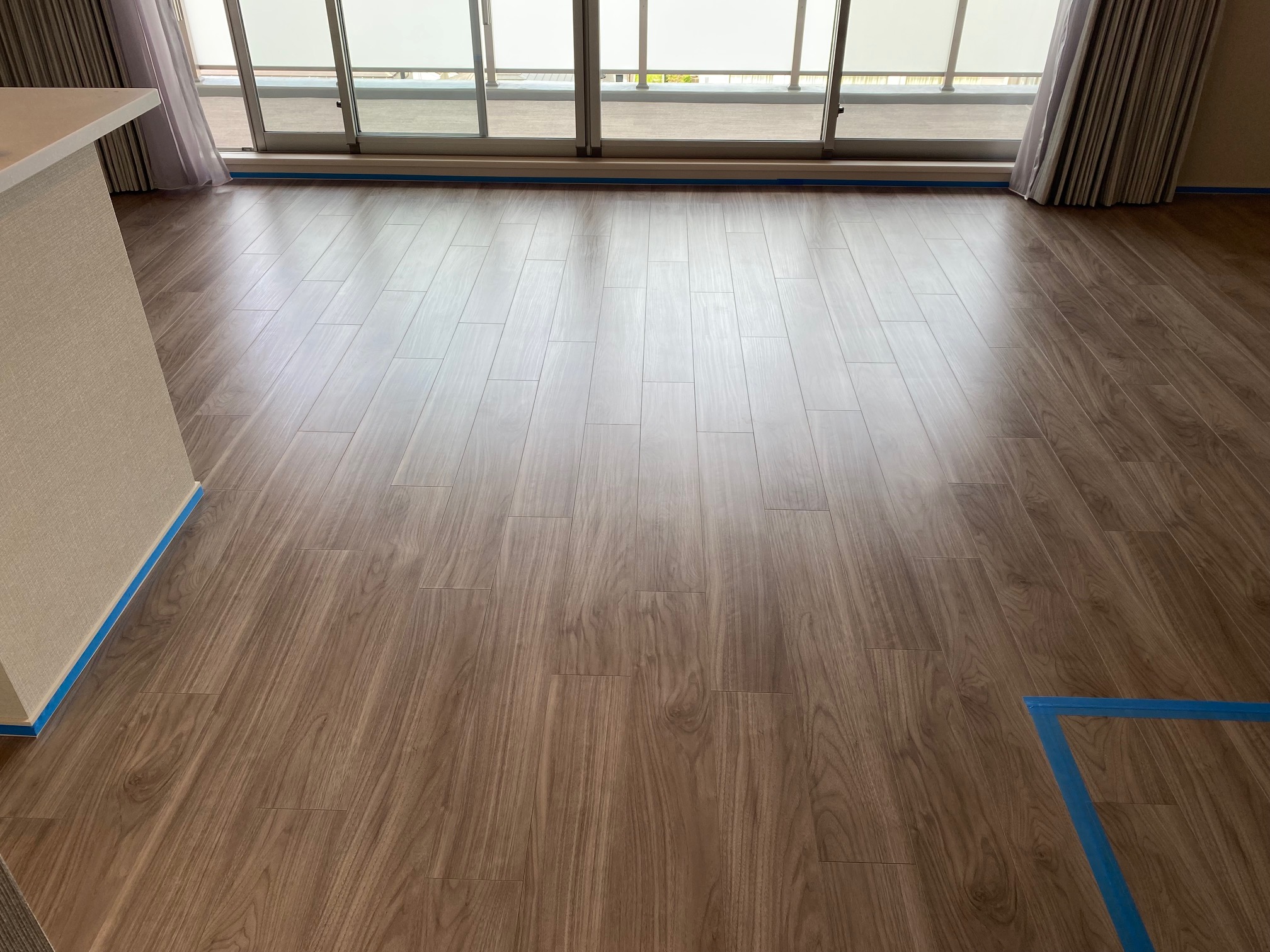 coatinghouse-kumamoto-kumamoto-shinchikumansion-after フロアコーティング施工事例 施工後|熊本県熊本市 ご新築マンション O様邸 コーティングハウス ワンニャンすべらん施工済み
