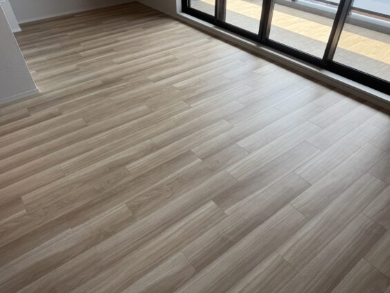 ワンニャンすべらんフロアコーティング_施工前