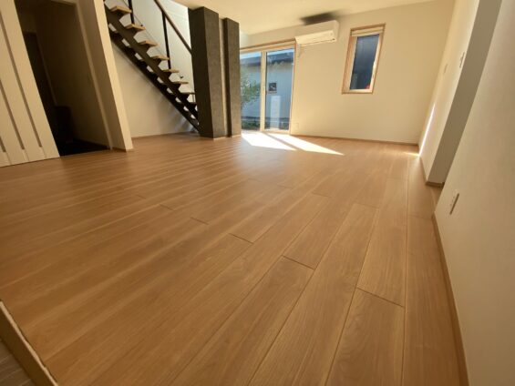 ワンニャンすべらんフロアコーティング_施工前