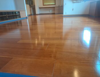 ガラスフロアコーティング_施工後