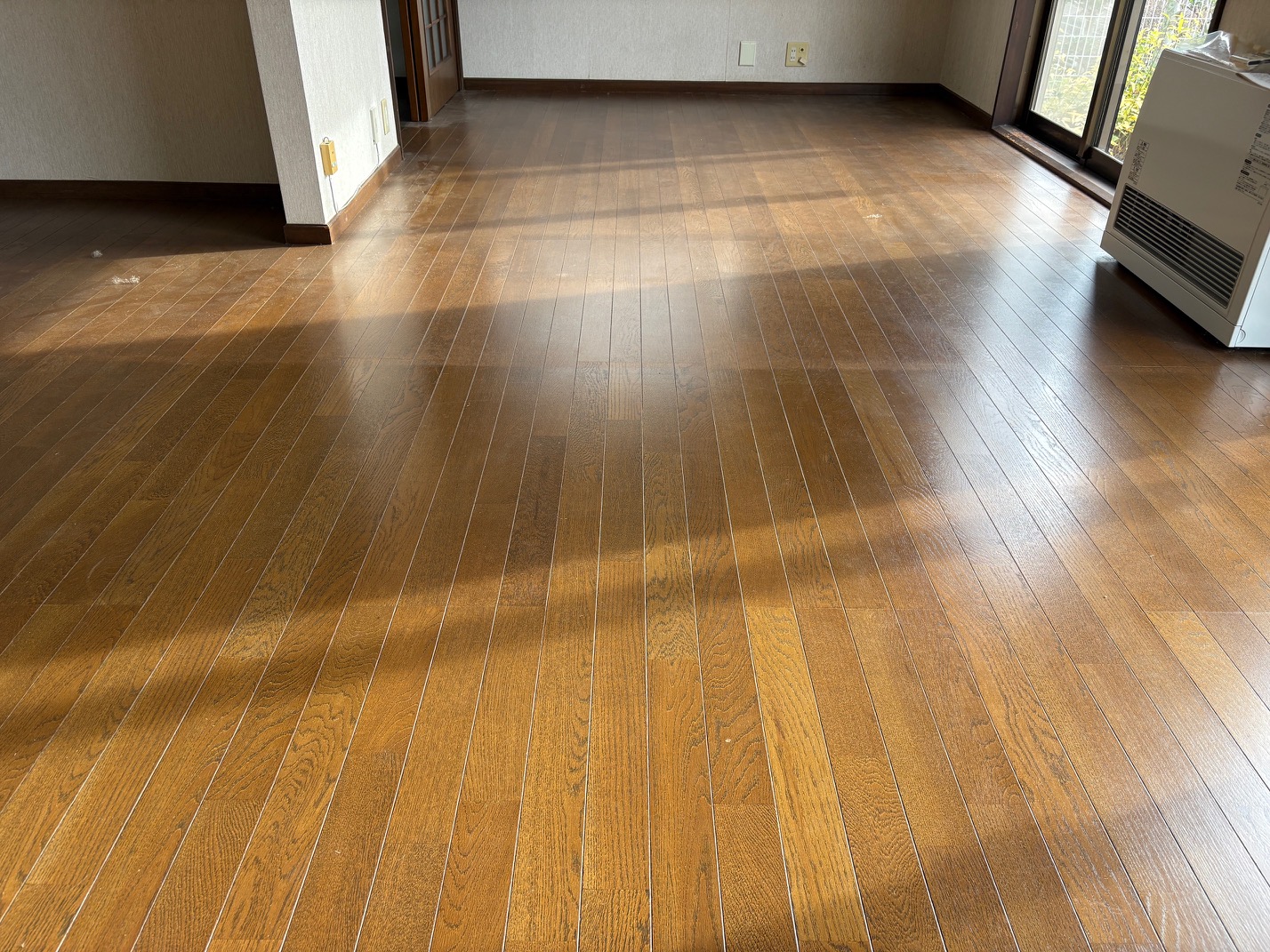 coatinghouse-saitama-hidaka-chukokodate-before フロアコーティング施工事例 施工前|埼玉県日高市 中古戸建て H様邸の床の状態
