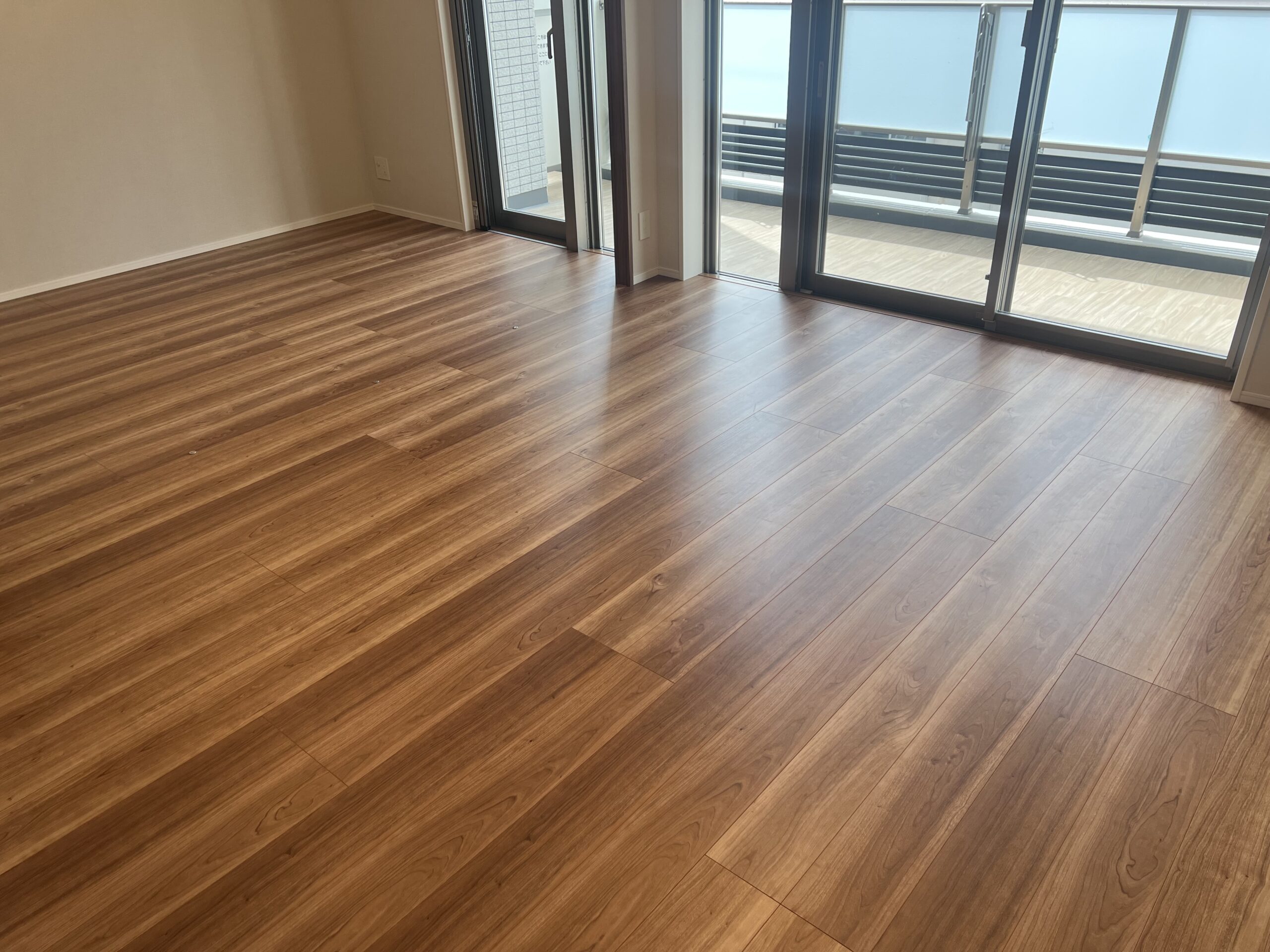 coatinghouse-kanagawa-atsugi-shinchikumansion-before 厚木市フロアコーティング施工事例 施工前|神奈川県厚木市 ご新築マンション N様邸の床の状態