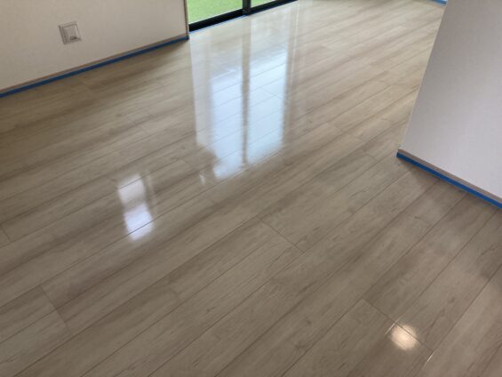 シリコンフロアコーティング_施工後