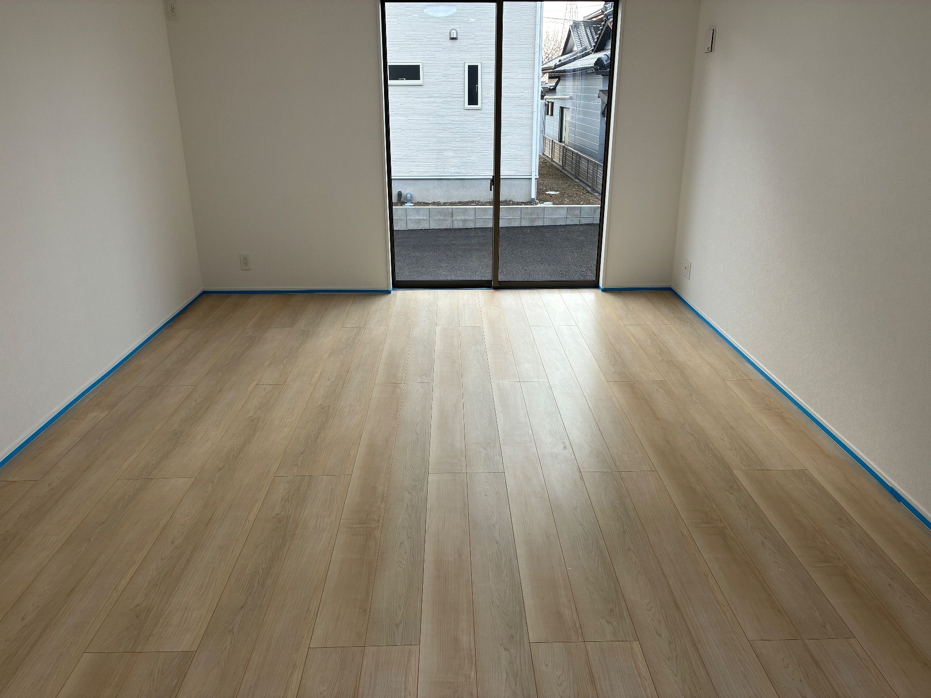 coatinghouse-fukuoka-fukuoka-shinchikukodate-before フロアコーティング施工事例 施工前|福岡県福岡市 ご新築戸建て L様邸の床の状態