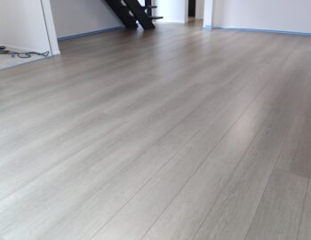 ワンニャンすべらんフロアコーティング_施工後