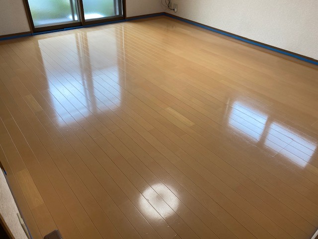 coatinghouse-kanagawa-yokosuka-nyukyokodate-before フロアコーティング施工事例 施工前|神奈川県横須賀市 ご入居中戸建て I様邸の床の状態