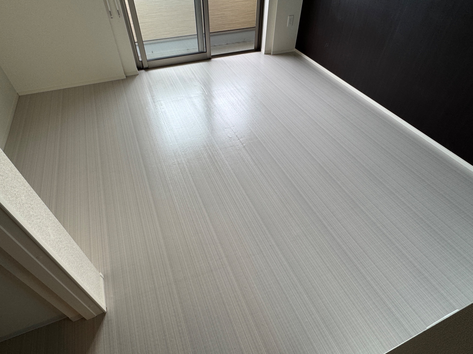 coatinghouse-chiba-funabashi-shinchikumansion-after フロアコーティング施工事例 施工後|千葉県船橋市 ご新築マンション K様邸 コーティングハウス シリコンフロアコーティング施工済み