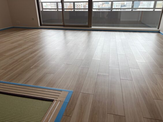 鹿児島フロアコーティング施工事例 施工前|鹿児島県鹿児島市 リノベーション済みマンション B様邸の床の状態