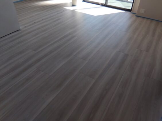 相模原フロアコーティング施工事例 施工前|神奈川県相模原市 ご新築マンション H様邸の床の状態