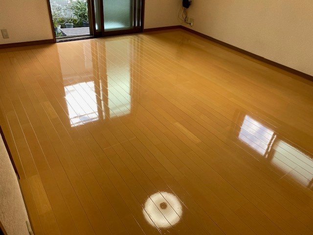 フロアコーティング施工事例 施工後｜神奈川県横須賀市 ご入居中戸建て I様邸 コーティングハウス シリコンフロアコーティング施工済み