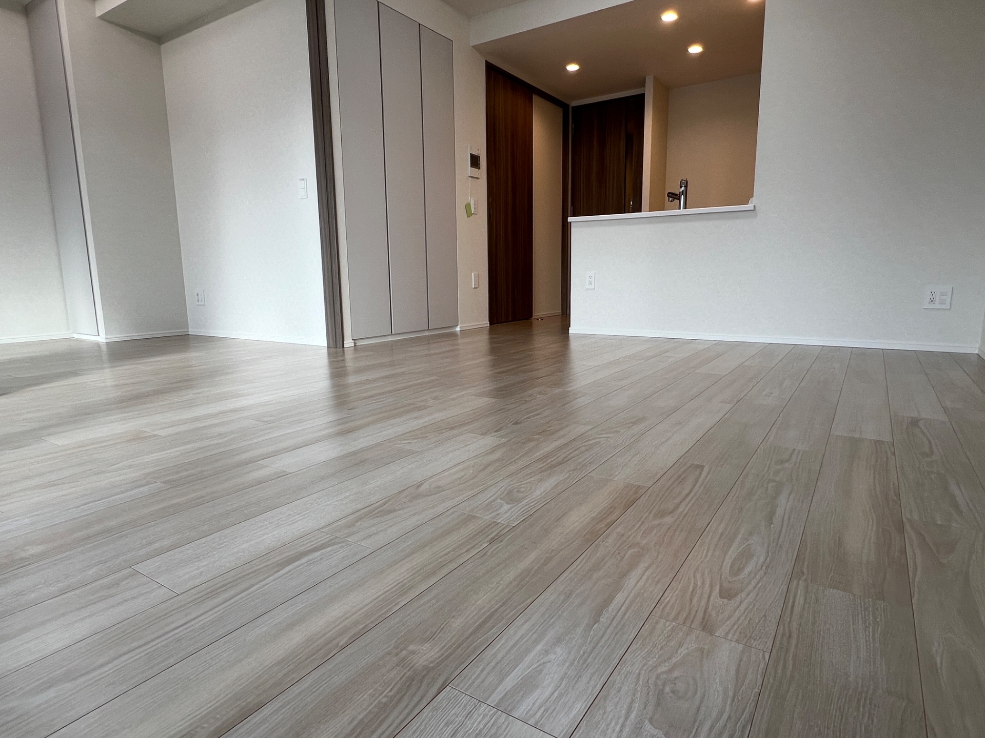 coatinghouse-miyagi-sendai-shinchikumansion-after フロアコーティング施工事例 施工後|宮城県仙台市 ご新築マンション M様邸 コーティングハウス セラミックガラスフロアコーティング施工済み