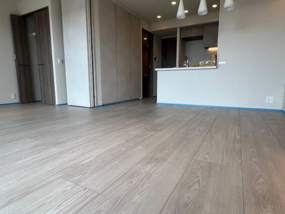所沢市フロアコーティング施工事例 施工前|埼玉県所沢市 ご新築マンション O様邸の床の状態