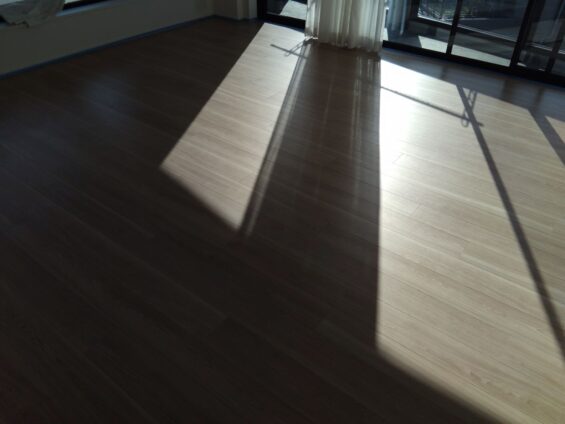 文京区フロアコーティング施工事例 施工前|東京都文京区 ご新築マンション S様邸の床の状態