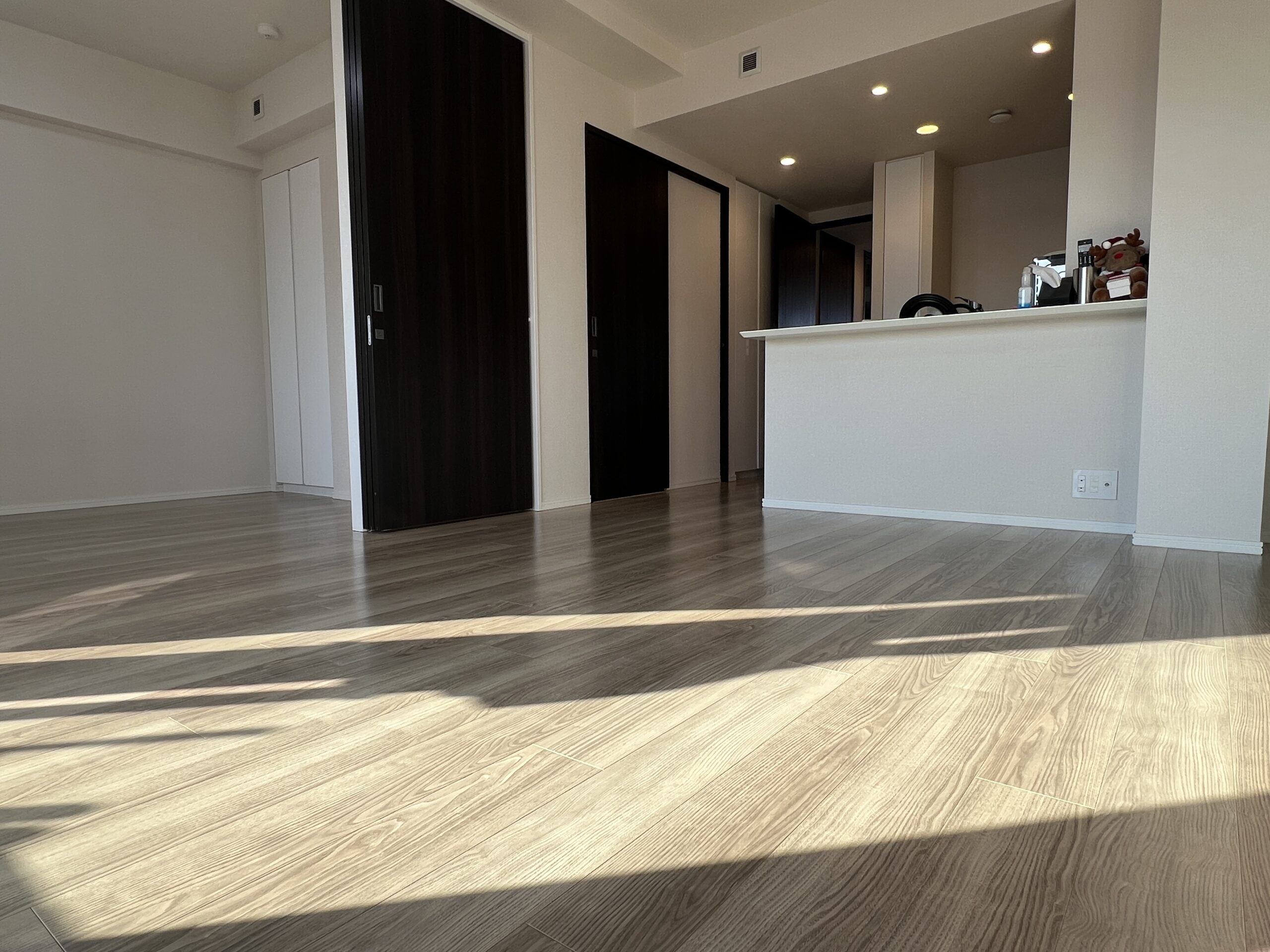 フロアコーティング施工事例 施工後｜東京都府中市 ご入居中マンション S様邸 コーティングハウス セラミックガラスフロアコーティング施工済み