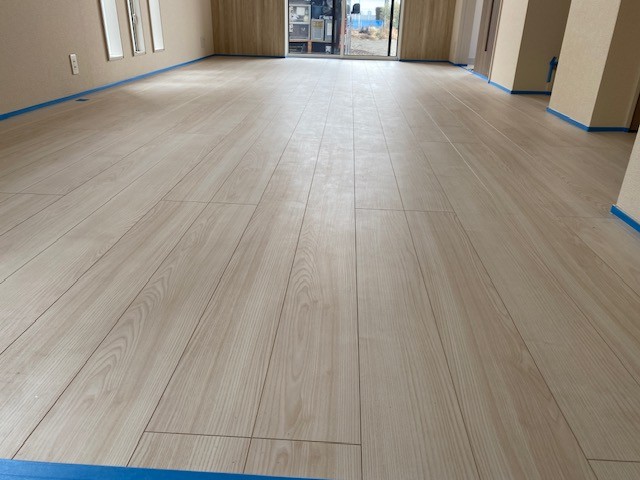 フロアコーティング施工事例 施工前｜東京都府中市 ご新築戸建て H様邸の床の状態