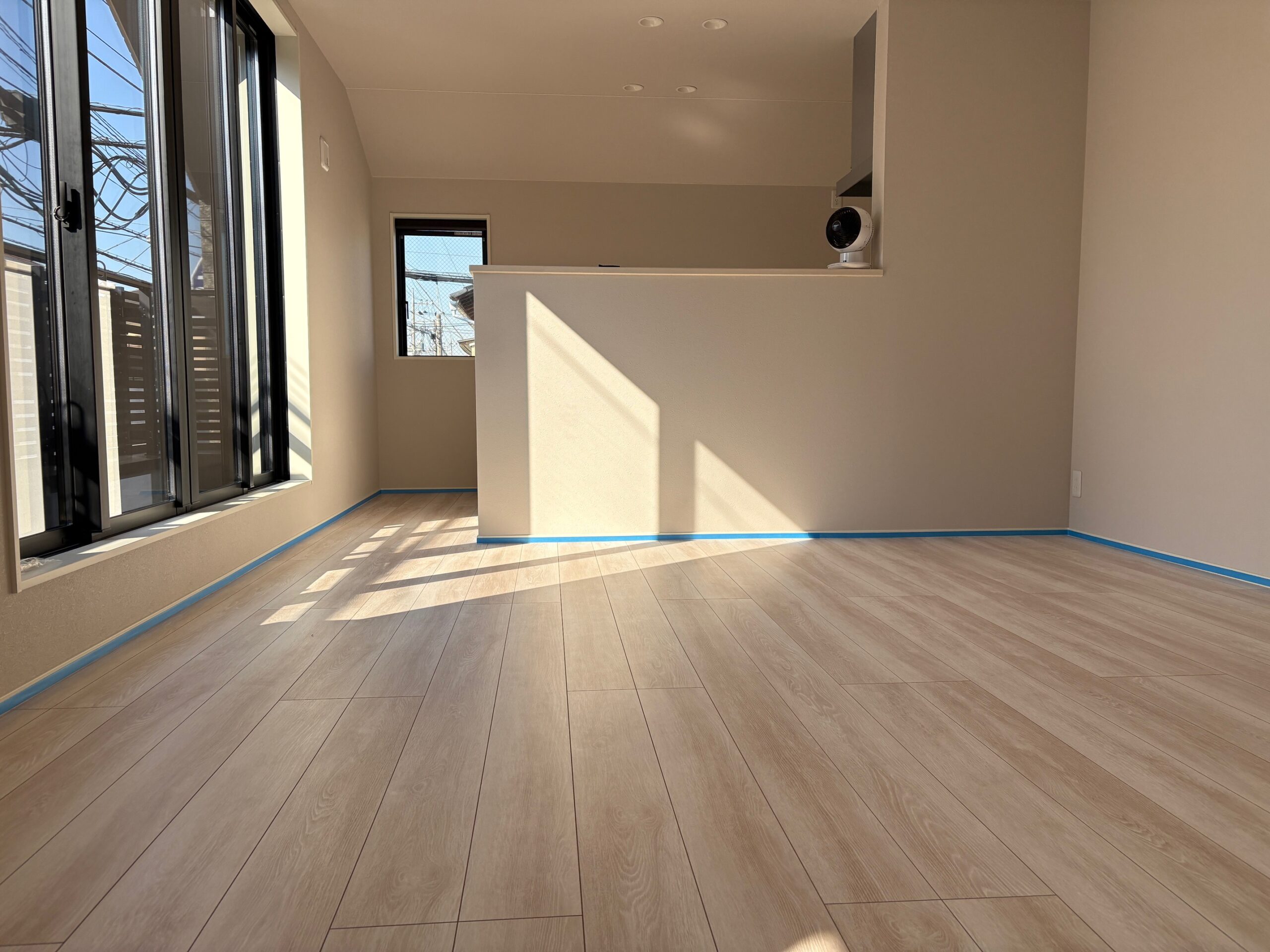 杉並区フロアコーティング施工事例 施工前｜東京都杉並区 ご新築マンション K様邸の床の状態