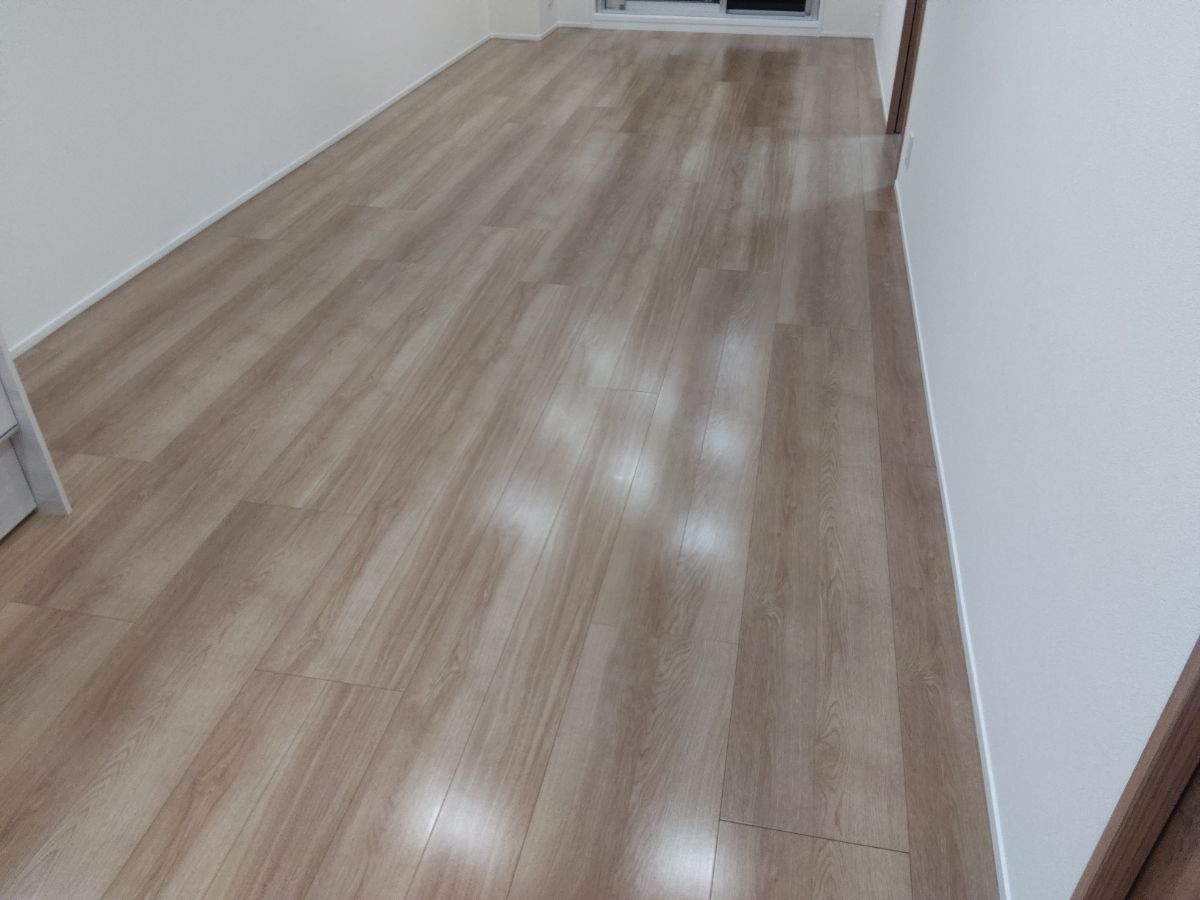 coatinghouse-chiba-chiba-shinchikumansion-after フロアコーティング施工事例 施工後|千葉県千葉市 ご新築マンション T様邸 コーティングハウス シリコンフロアコーティング施工済み