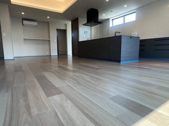 海老名フロアコーティング施工事例 施工前|神奈川県海老名市 ご新築戸建て H様邸の床の状態