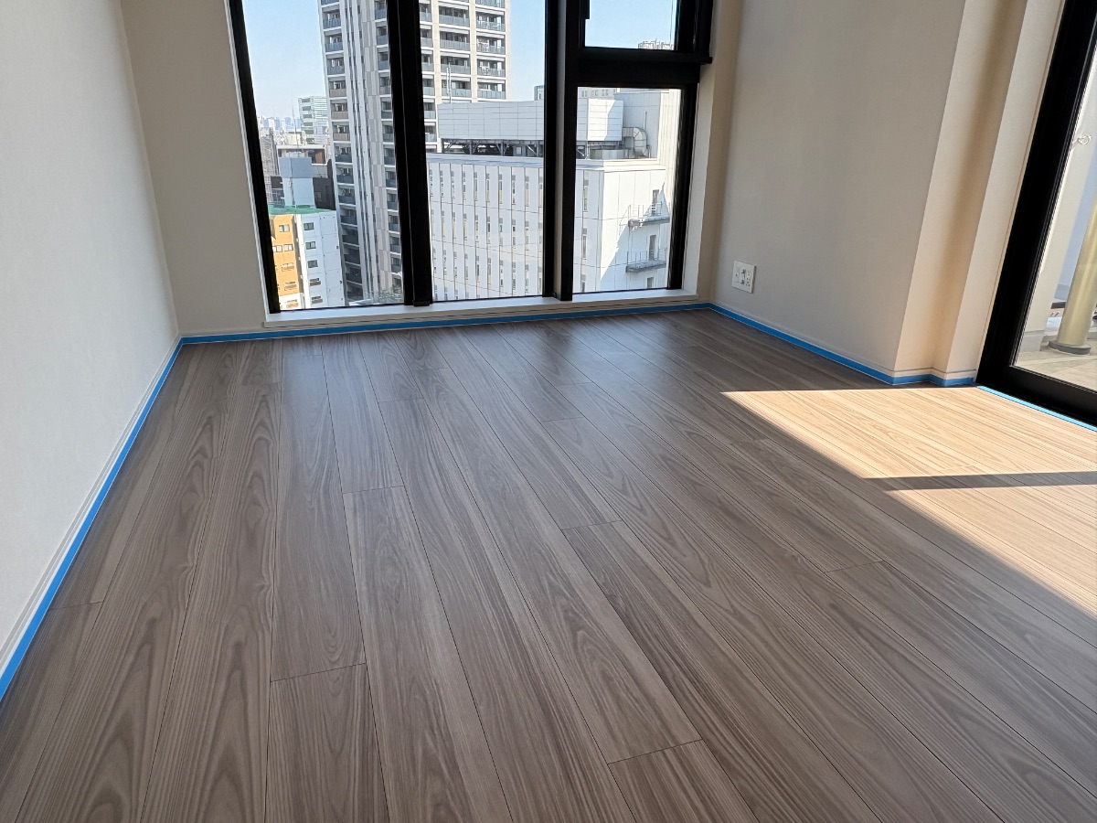 coatinghouse-tokyo-ota-shinchikumansion-before 大田区フロアコーティング施工事例 施工前|東京都大田区 ご新築マンション K様邸の床の状態