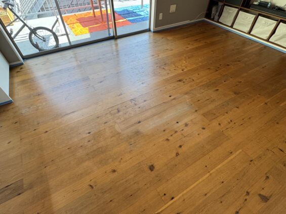 【施工前】東京都大田区 ご入居中戸建て Ｙ様邸 ワンニャンすべらん施工事例 施工前の状態