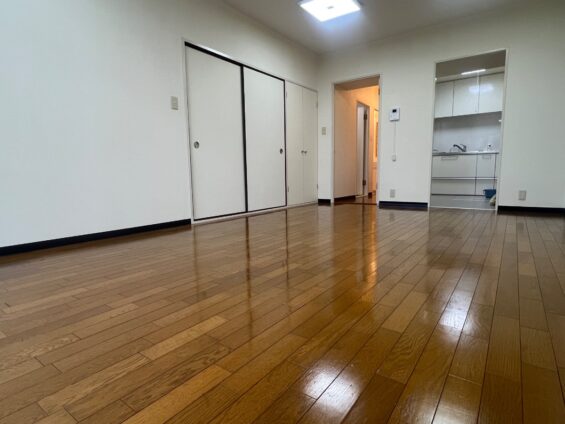 【施工後】東京都多摩市 中古マンション Ｎ様邸 ガラスフロアコーティング施工事例 コーティングハウス ガラスフロアコーティング施工済み