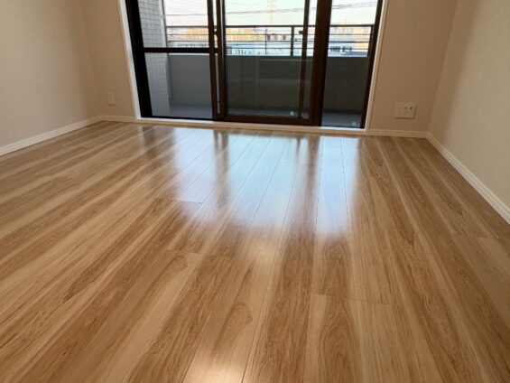 【施工後】埼玉県所沢市 リノベーション済みマンション Ｔ様邸 ガラスフロアコーティング施工事例 コーティングハウス ガラスフロアコーティング施工済み