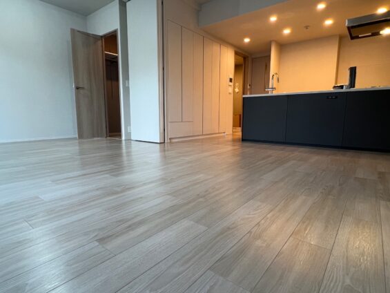 【施工後】東京都江戸川区 ご新築マンション Ｍ様邸 ガラスフロアコーティング施工事例 コーティングハウス ガラスフロアコーティング施工済み