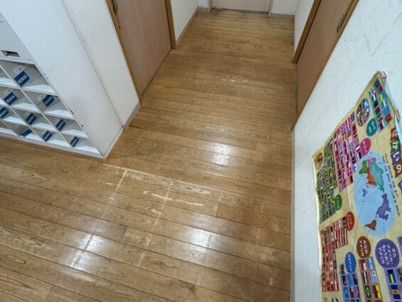 【施工前】東京都練馬区 保育施設 Ｎ様邸 フロアサンディング施工事例 施工前の状態