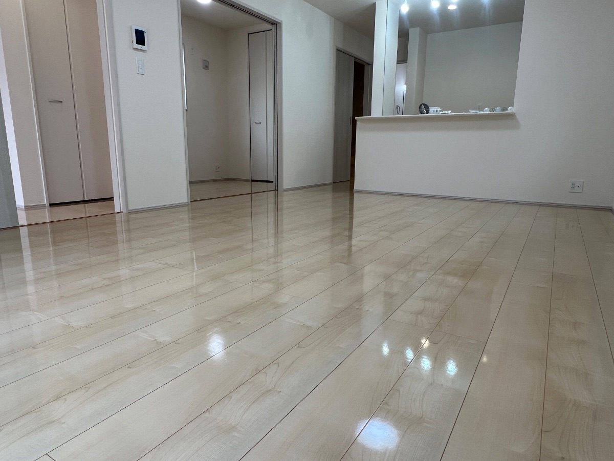 フロアコーティング施工事例 施工後｜福岡県福岡市 ご新築戸建て L様邸 コーティングハウス シリコンフロアコーティング施工済み