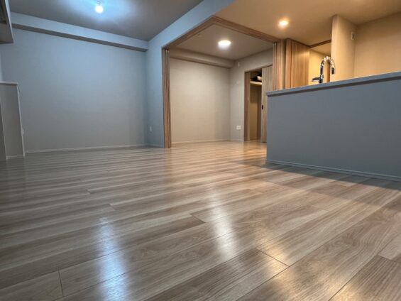 【施工後】東京都八王子市 ご新築マンション Ｓ様邸 ガラスフロアコーティング施工事例 コーティングハウス ガラスフロアコーティング施工済み