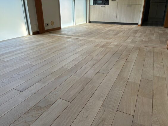 【施工前】東京都八王子市 中古マンション Ｃ様邸 フロアサンディング施工事例 施工前の状態