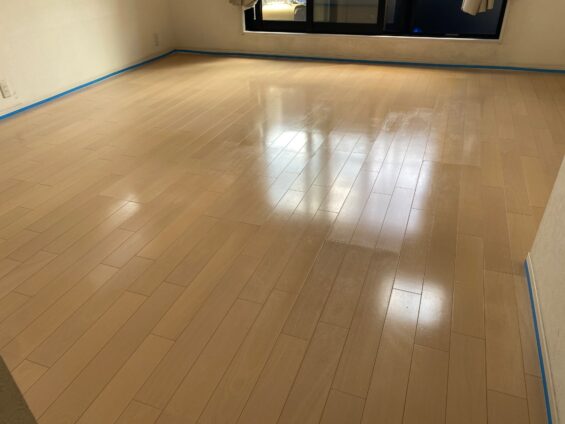 【施工前】東京都世田谷区 ご入居中戸建て Ｔ様邸 セラミックガラスフロアコーティング施工事例 施工前の状態