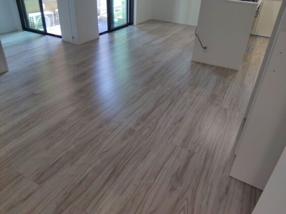 【施工後】埼玉県吉川市 ご新築戸建て Ｋ様邸 セラミックガラスフロアコーティング施工事例 コーティングハウス セラミックガラスフロアコーティング施工済み